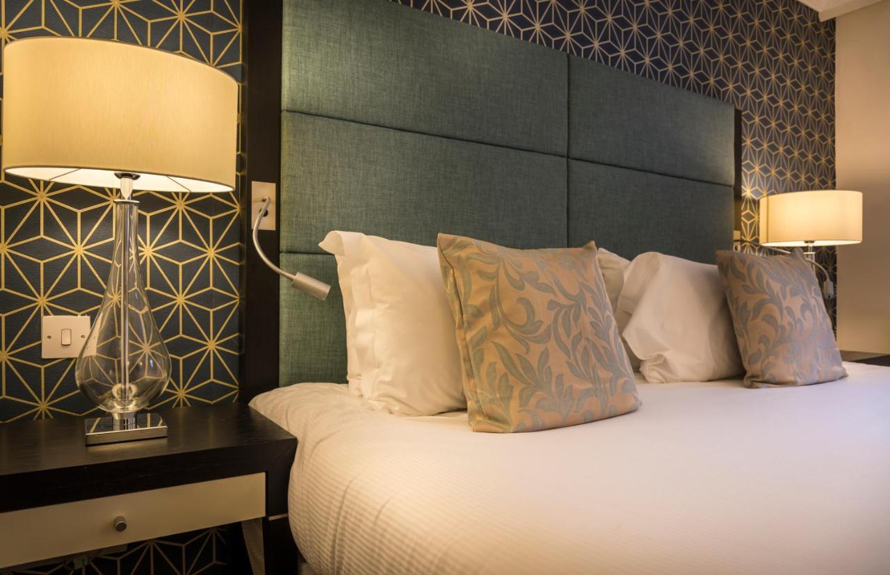 Hotel Number Four At 3*